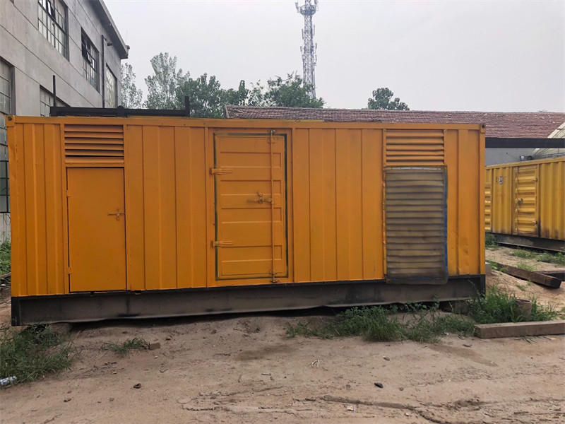 八公山柴油发电机如何判断新机油是否已经完全充满机油滤清器？