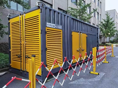 八公山如何使用转速表检查发动机的转速？